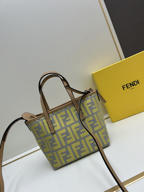 Fendi 3017 23x19 5x15cm jj3_3